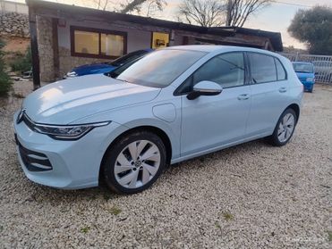 Volkswagen Golf 1.5 TSI eHybrid DSG Edition Plus