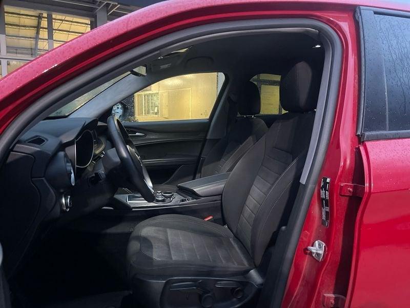 Alfa Romeo Stelvio 2.2 t Sport Tech rwd 160cv auto