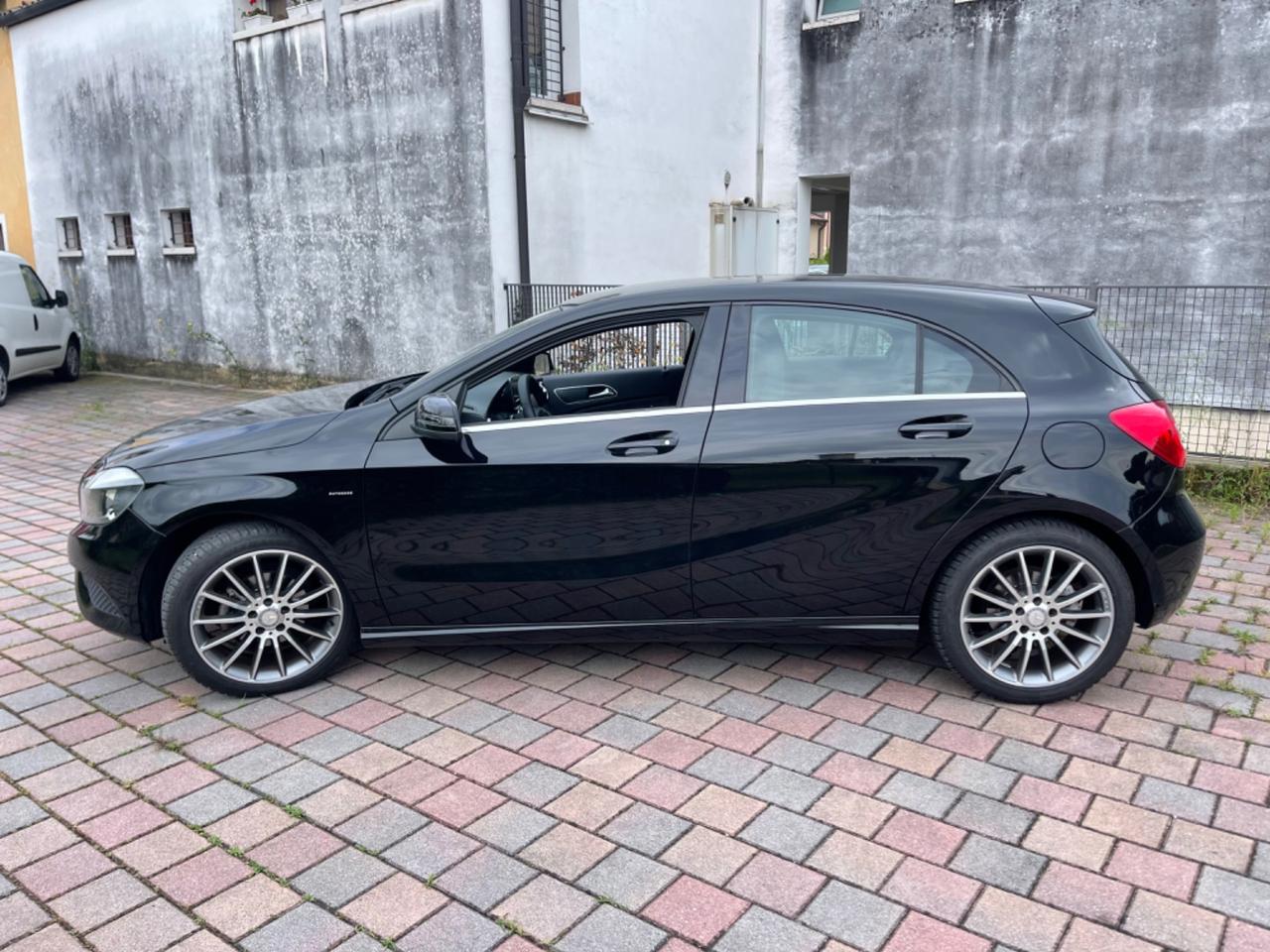 Mercedes-benz A180 CDI Premium 166.000 km nov2014