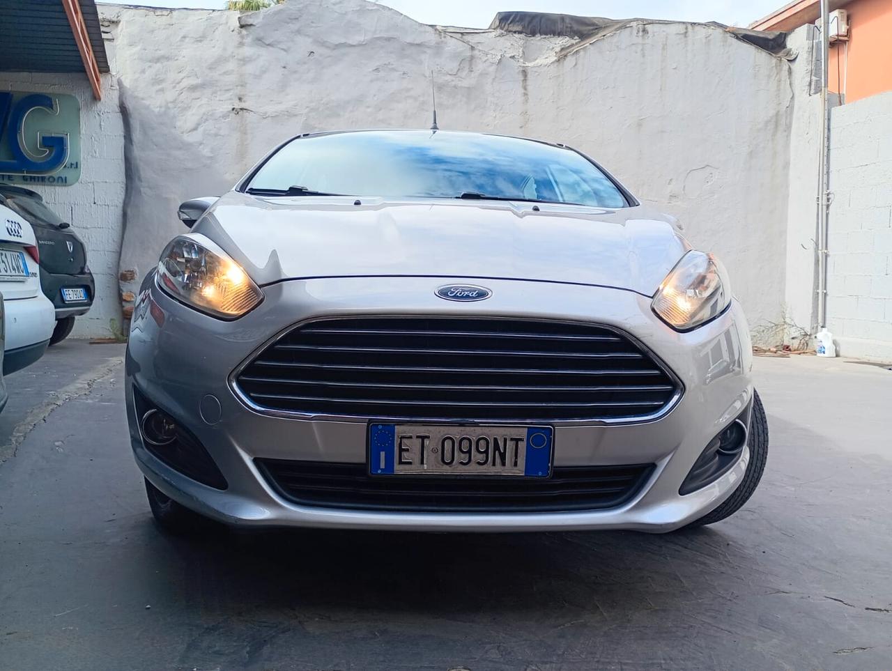 Ford Fiesta 1.5 TDCi 75CV 5 porte Business