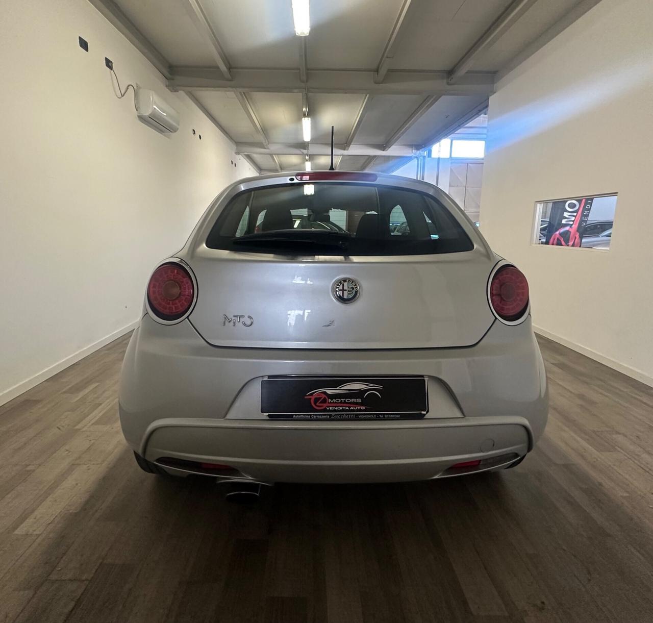 Alfa Romeo MiTo 1.6 JTDm-2 S&S Distinctive Sport Pack NEOPATENTATI