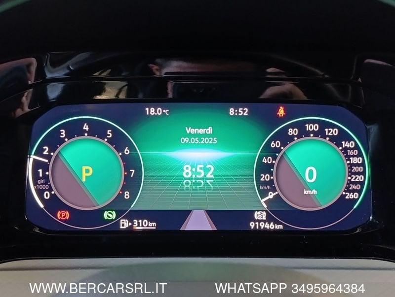 Volkswagen Golf 1.0 eTSI EVO DSG Life*AUTOMATICA*PACCHETTO LUCI*PDC*