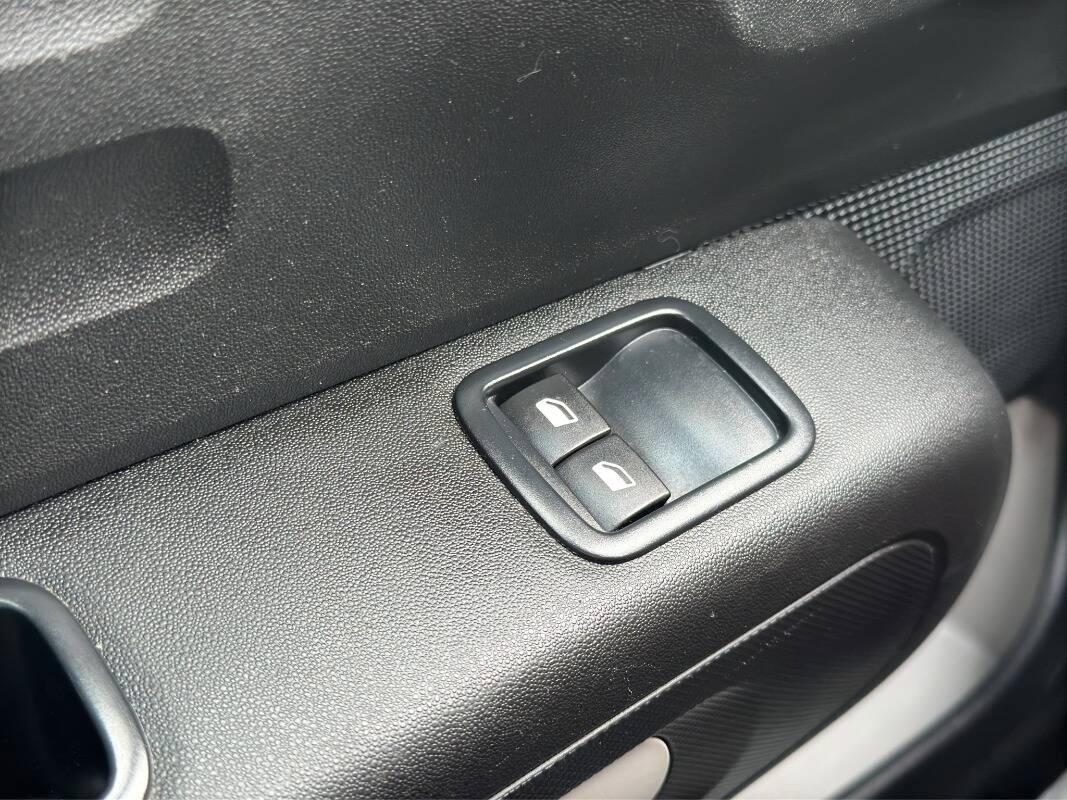 Citroen C3 1.5 bluehdi Feel s&s 100cv con CarPlay
