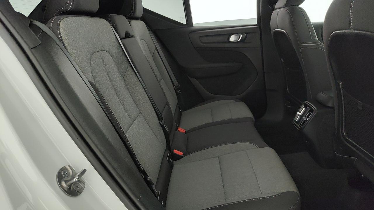 VOLVO XC40 2.0 b3 Core auto
