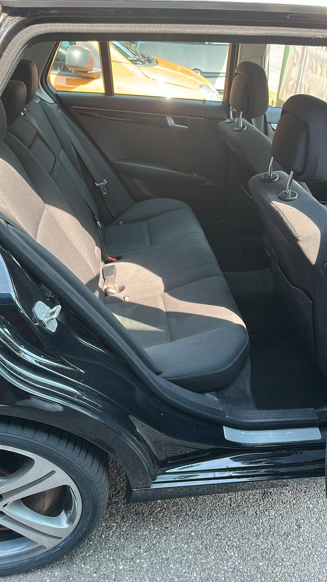Mercedes-benz C 200 CDI BlueEFFICIENCY Avantgarde