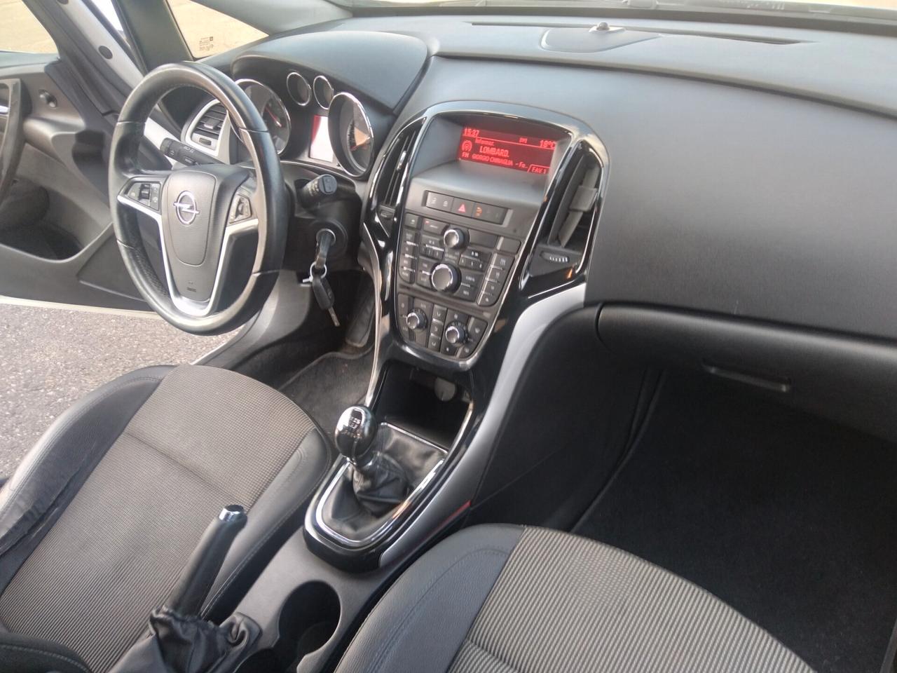 Opel Astra 1.6 CDTI EcoFLEX S&S Sports Tourer Cosmo x neopatentati