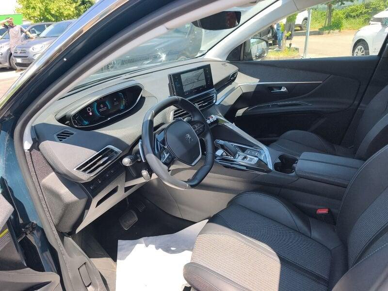 Peugeot 3008 II 2021 1.6 hybrid phev Allure 225cv e-eat8