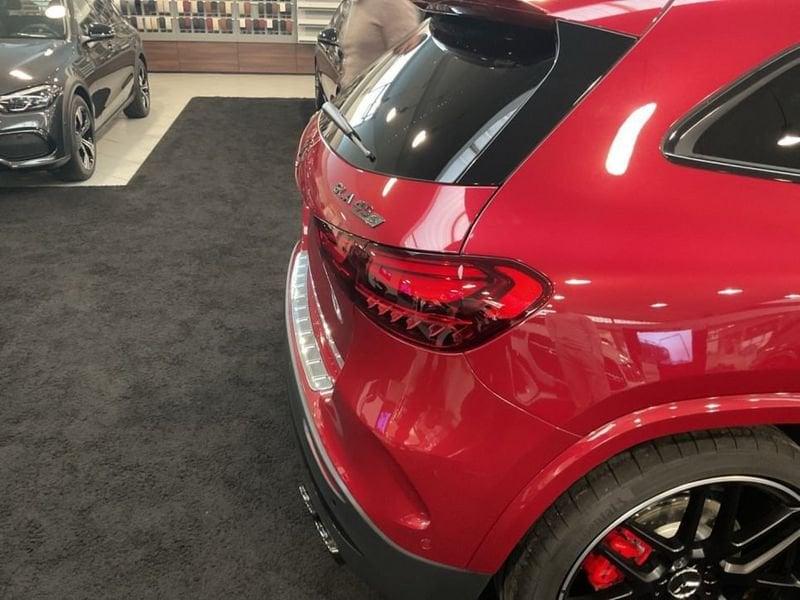 Mercedes-Benz GLA 45 S AMG 4Matic Racing Collection