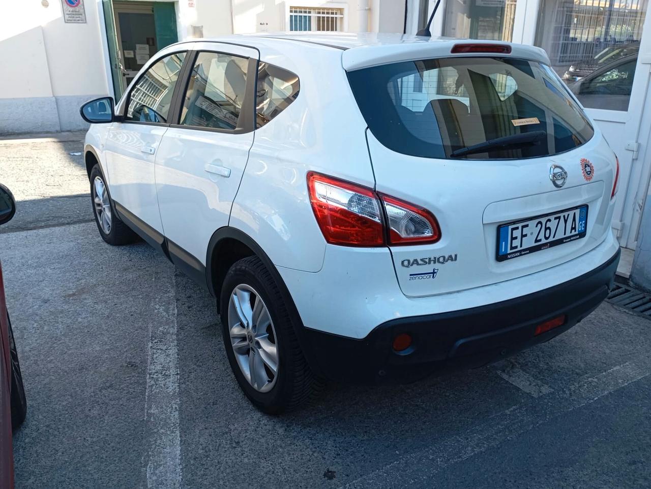 Nissan Qashqai 2.0 16V Acenta-2011
