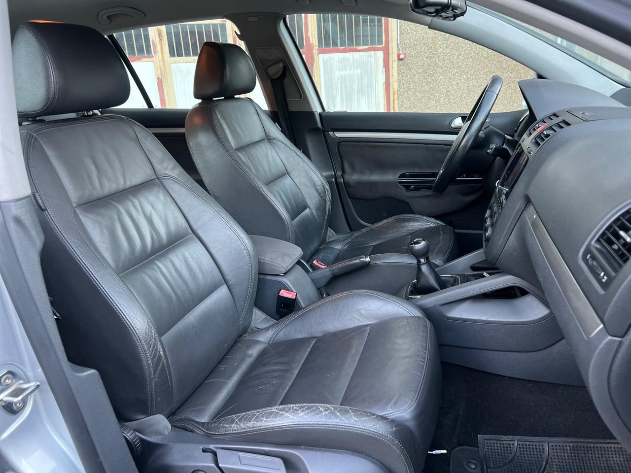 Volkswagen Golf 2.0 16V TDI 5p. Sportline interni in pelle