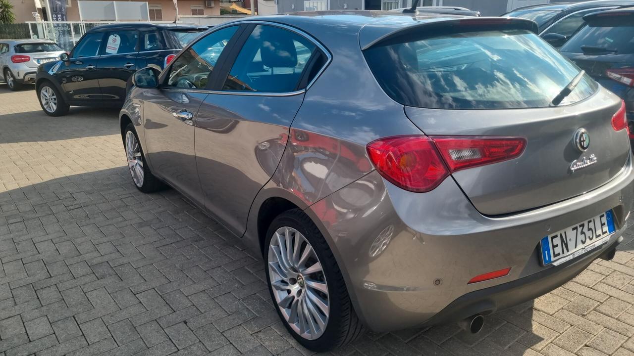 Alfa Romeo Giulietta 2.0 JTDm-2 140 CV Exclusive