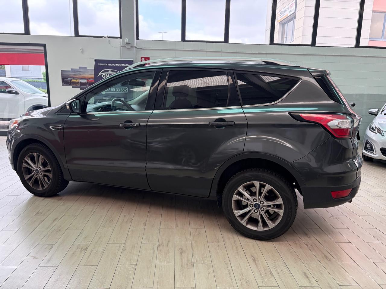Ford Kuga 1.5 TDCI 120 CV S&S 2WD Titanium