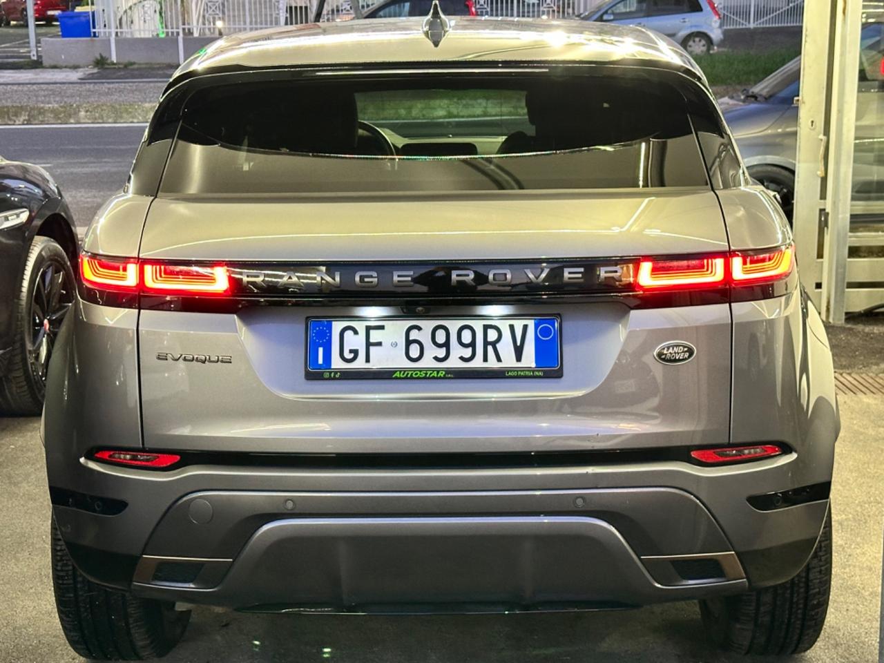 Range Rover Evoque 2.0 204cv R-DYNAMIC 2021