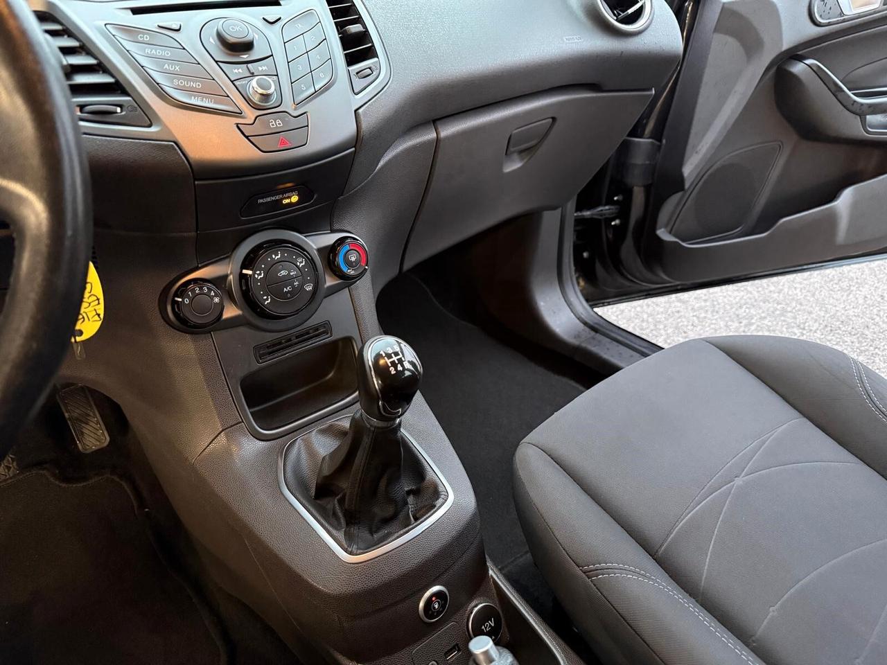 Ford Fiesta 1.4 Gpl Neopatentati