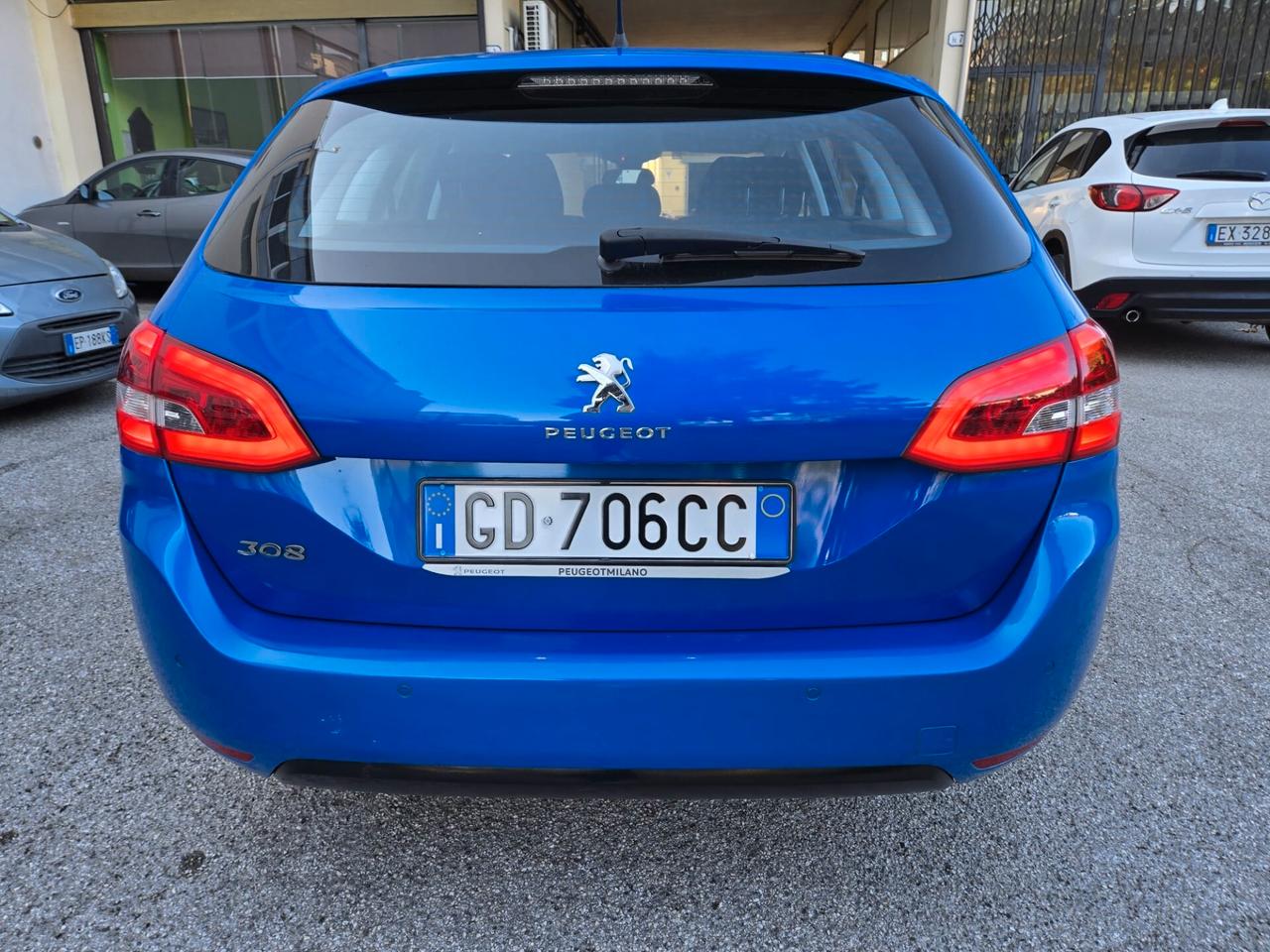 Peugeot 308 BlueHDi 130 S&S SW Allure