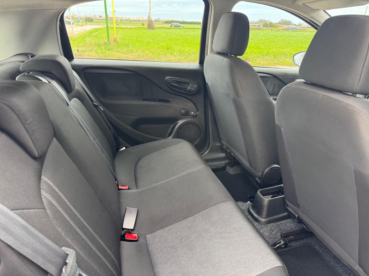 Fiat Punto 1.2 8V 5 porte Street