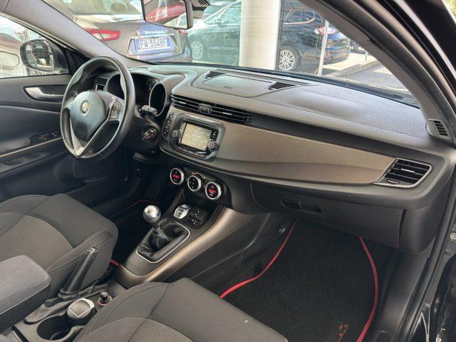 ALFA ROMEO Giulietta 1.4 Turbo 120 cv Distinctive Euro6 Neopatentati