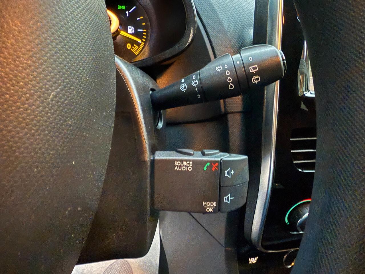 Renault Clio 1.2 75CV 5 porte Wave