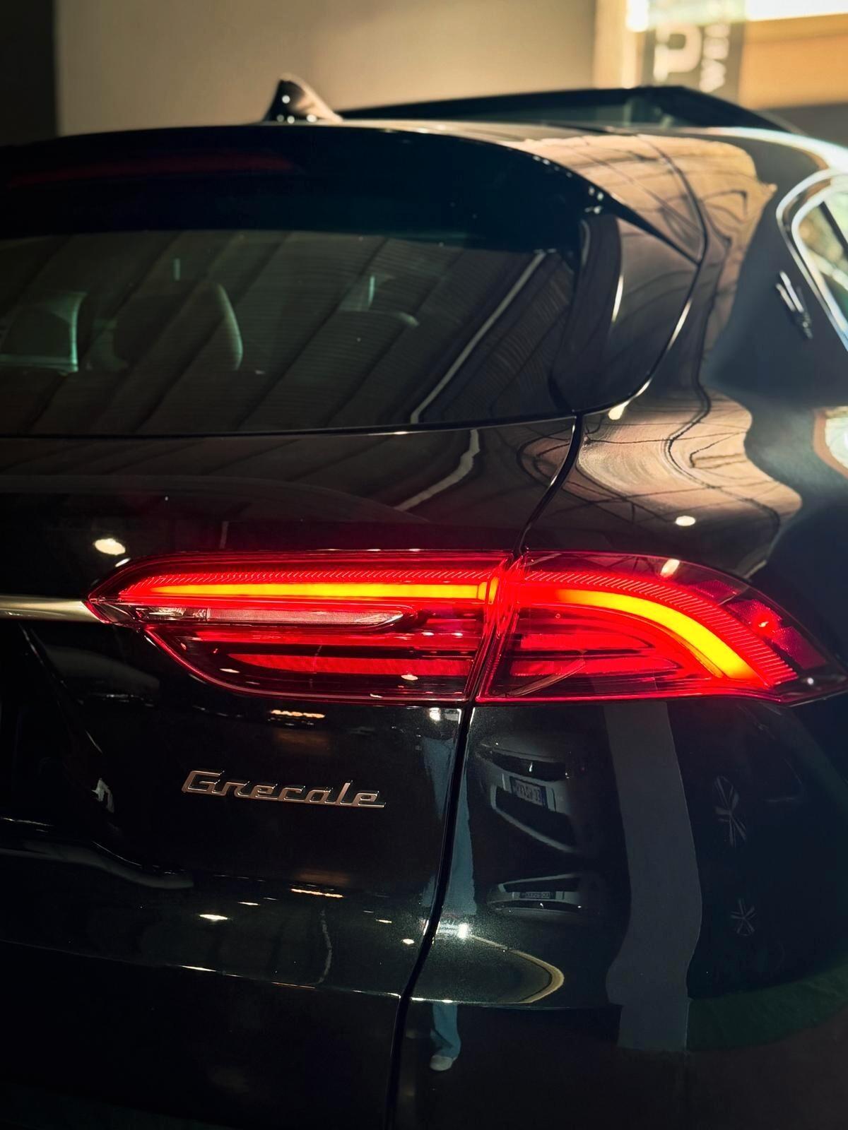 Maserati Grecale MHEV 330 CV AWD Modena