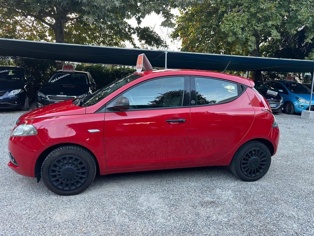 Lancia Ypsilon 1.0 FireFly 5 porte S&S Hybrid Ecochic Gold
