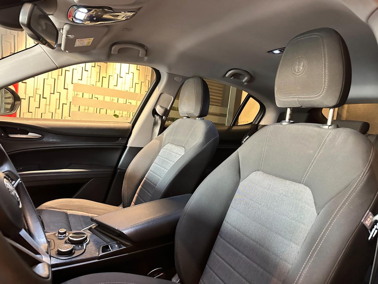 Alfa Romeo Stelvio 2.2 Turbodiesel 190 CV AT8 RWD Executive