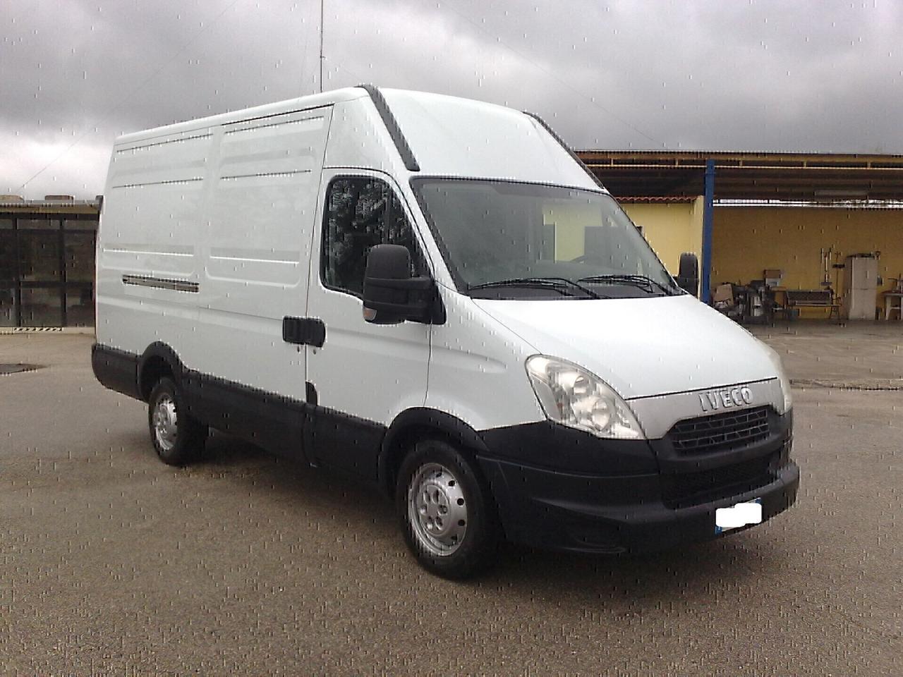 Iveco Daily 35s21 3000cc FURGONE DI SERIE - 2014