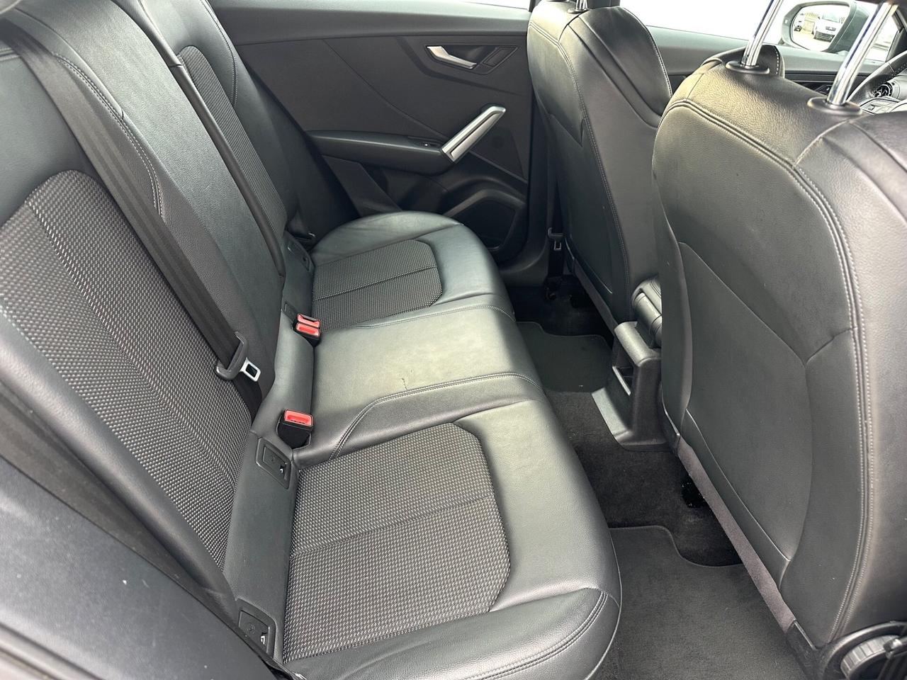 Audi Q2 2017 2.0 TDI quattro 150CV S tronic S-Line