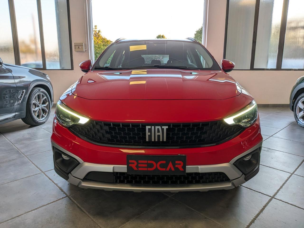 FIAT TIPO CROSS 1.0 5 PORTE Red