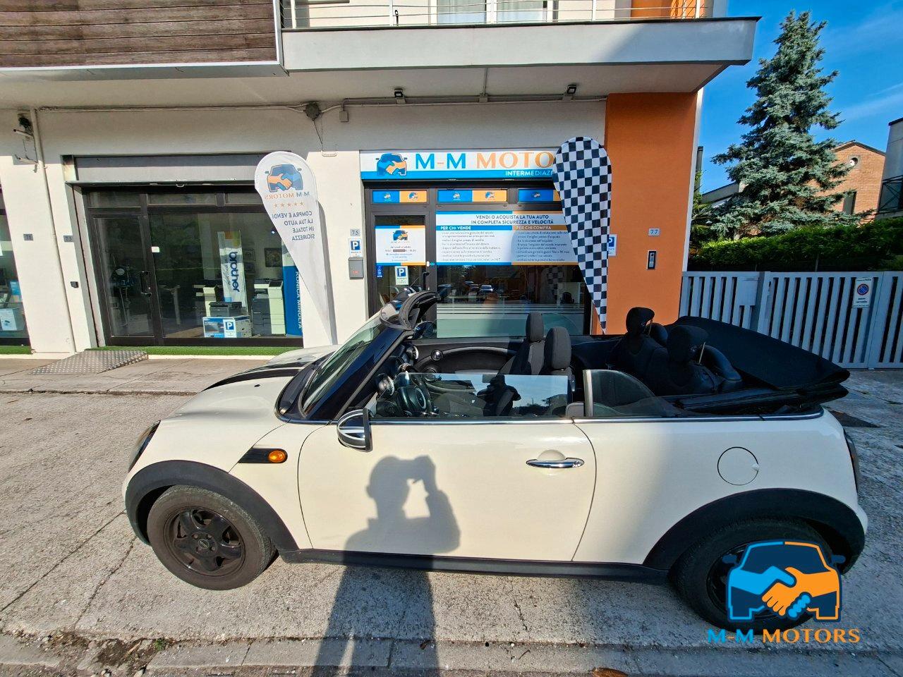Mini Cabrio Cooper 1.6 120cv neo patentati