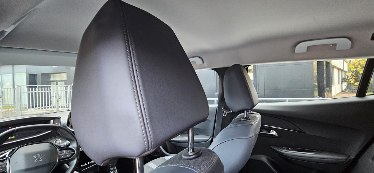 Peugeot 2008 BlueHDi 100 Active X NEOPATENTATI