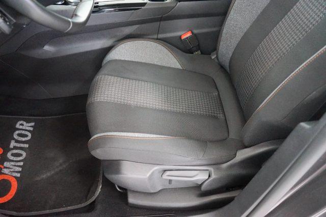 PEUGEOT 5008 BlueHDi 130 S&S EAT8 Active Business 7 POSTI