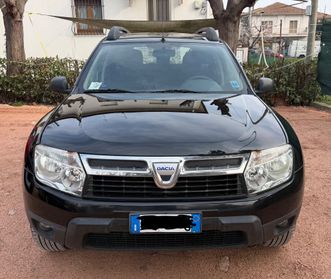 Dacia Duster 1.6 benzina 110CV 4x2 Lauréate