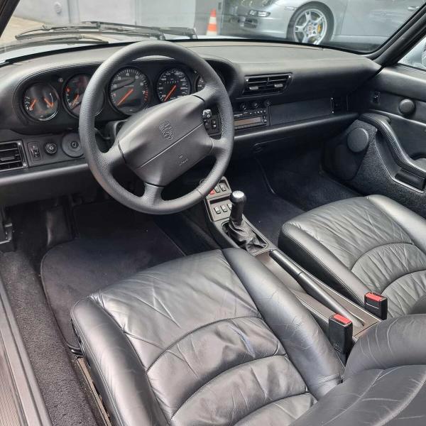 Porsche 911 Coupe 3.6 Carrera 4S