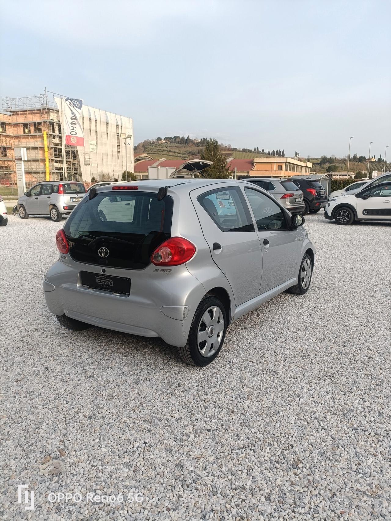 Toyota Aygo 1.0 12V VVT-i 5 porte