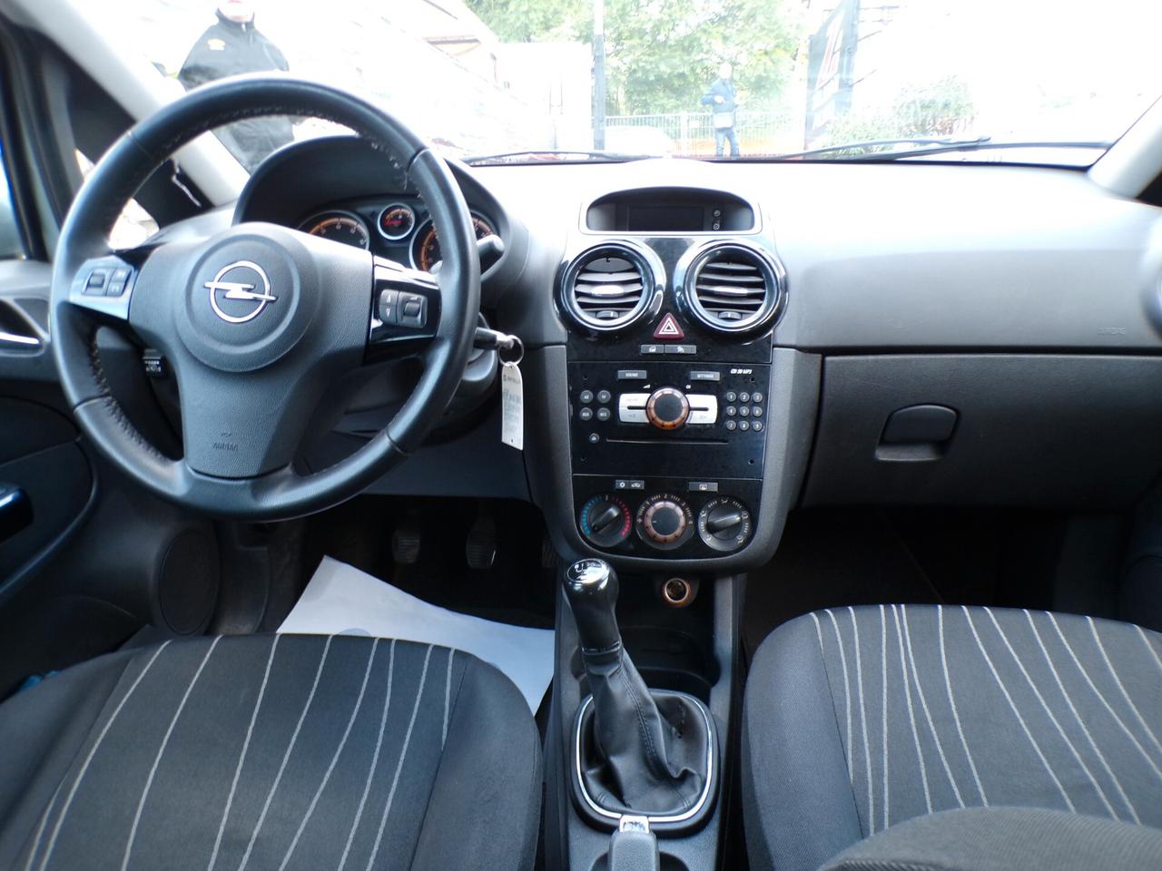 Opel Corsa 1.2 5 porte GPL-TECH Club