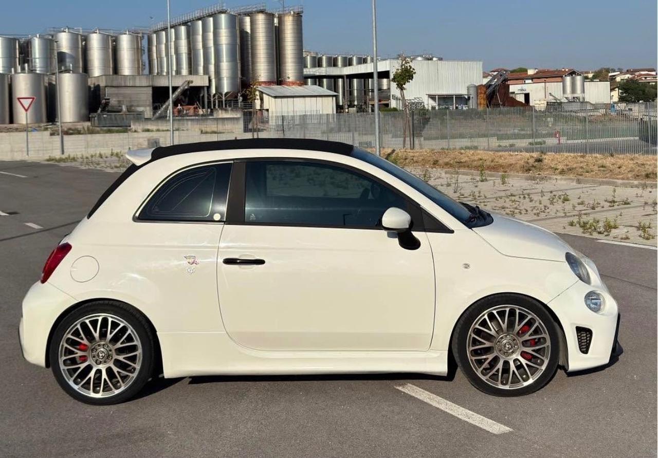 Abarth 595 C 1.4 Turbo T-Jet 145 CV