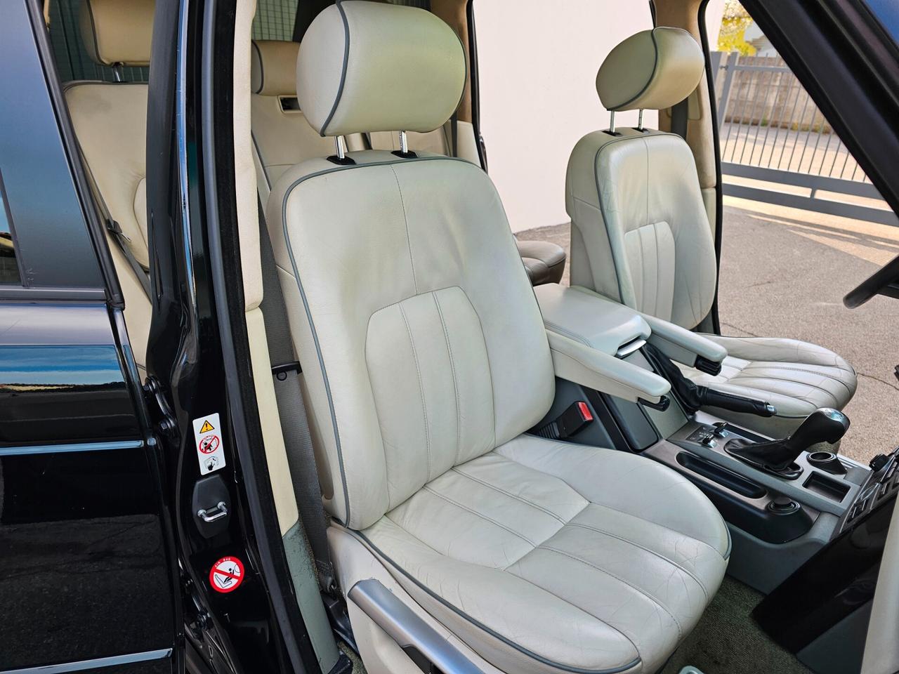 Land Rover Altro Vogue