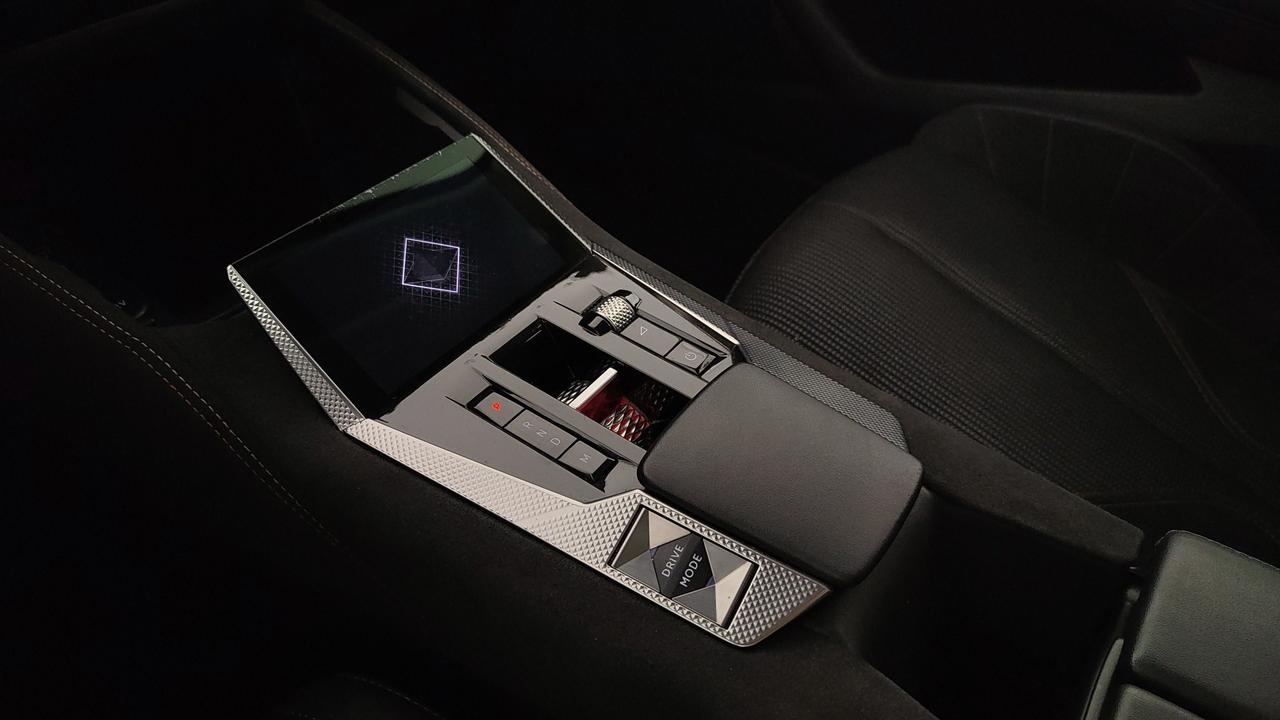 DS DS4 1.5 bluehdi Performance Line+ 130cv auto