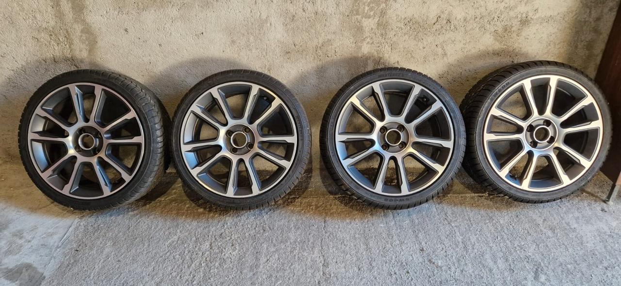 Abarth 595 1.4 Turbo T-Jet 165 CV Turismo