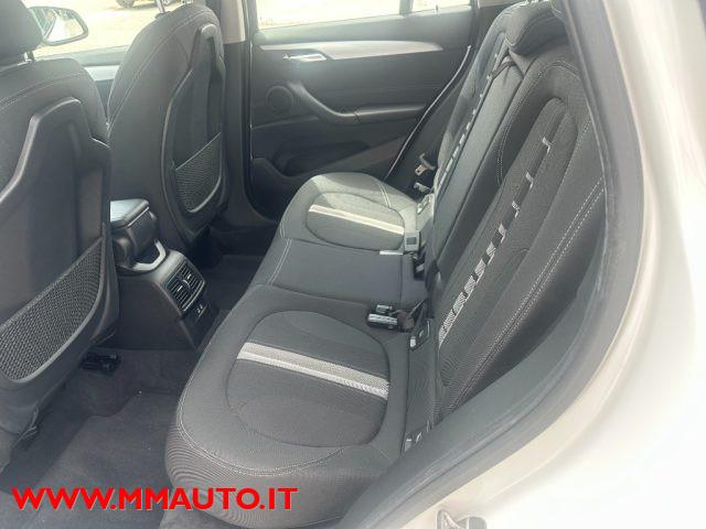 BMW X1 xDrive18d Business NAVIG !!!!!