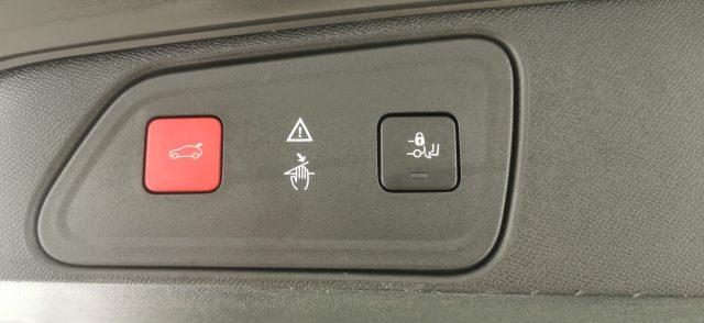 PEUGEOT 3008 BlueHDi 180 S&S EAT8 GT