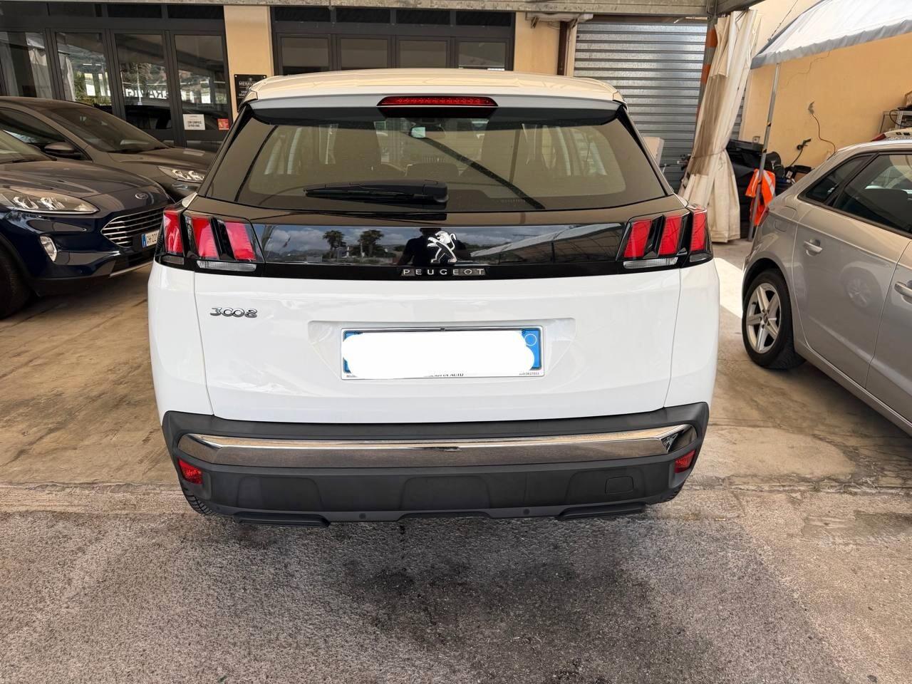 Peugeot 3008 2020 130 EAT8 Motore nuovo Peugeot 2029