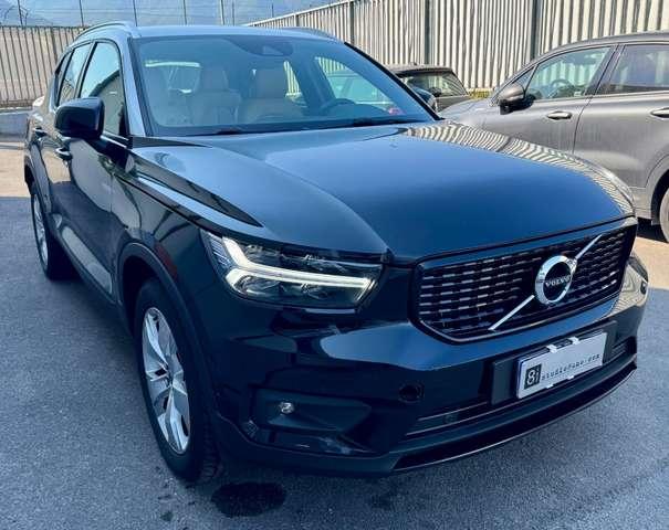 Volvo XC40 D4 AWD Geartronic Momentum