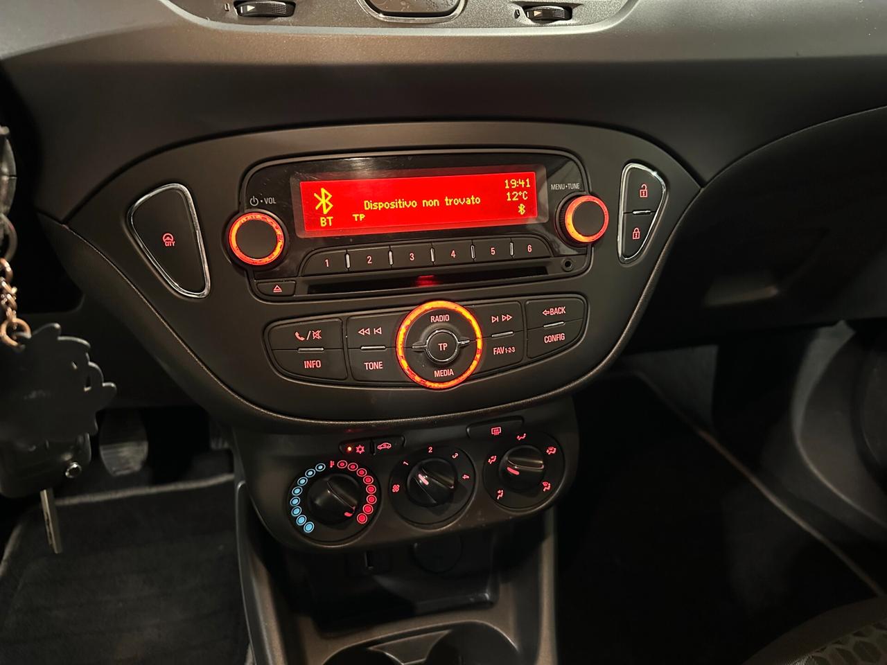 Opel Corsa 1.2 5 porte - UNICO PROPRIETARIO BLUETOOTH