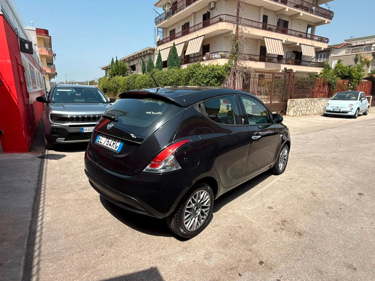 Lancia Ypsilon 1.3 MJT 95cv Silver - 2012