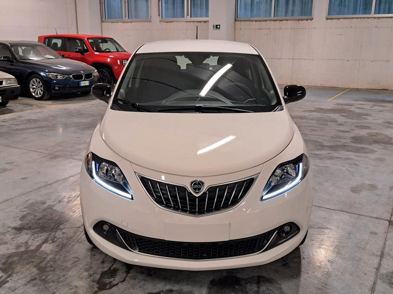 Lancia Ypsilon 1.0 FireFly Hybrid Platino MY'24 Km. 0 (GT568BT)