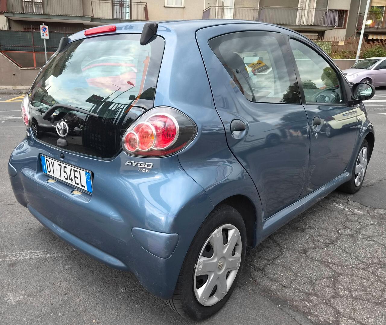 Toyota Aygo 1.0 12V VVT-i 5 porte Sol