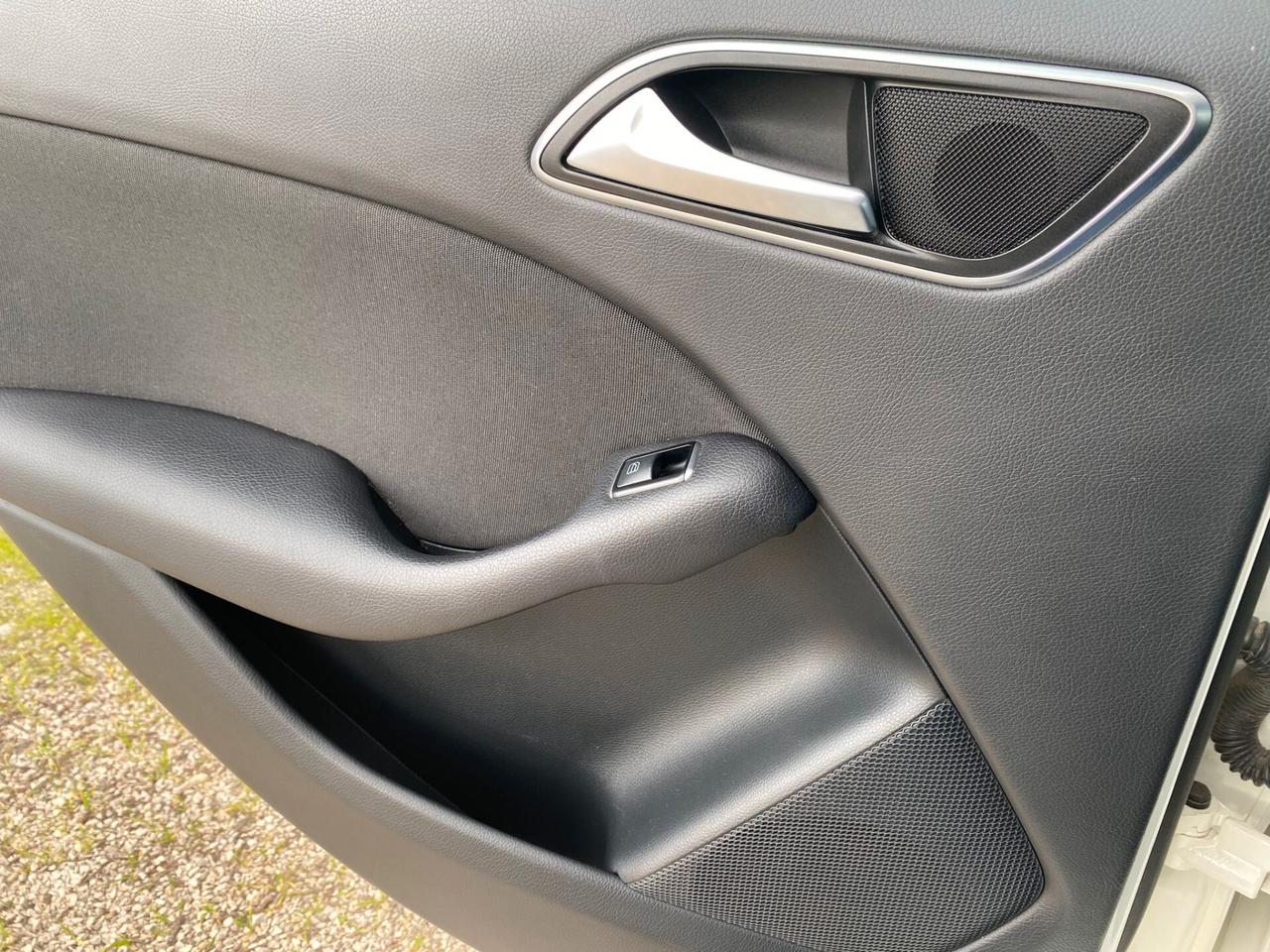 Mercedes-benz B 180 CDI BlueEFFICIENCY Executive