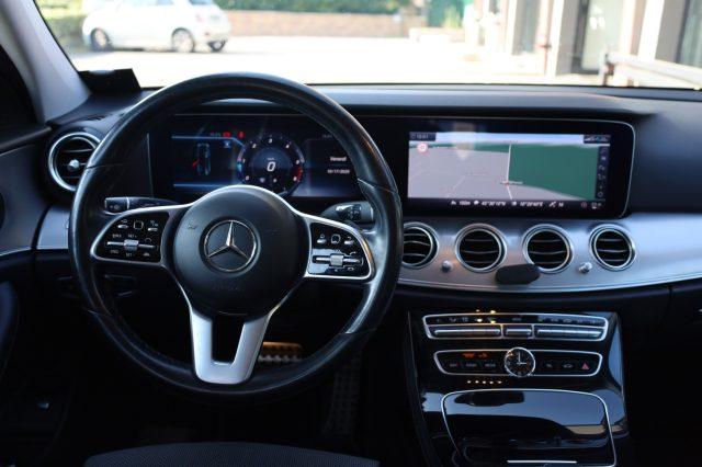 MERCEDES-BENZ E 220 d S.W. 4Matic Auto LED Luci AMBIENT Camera ACC Rad