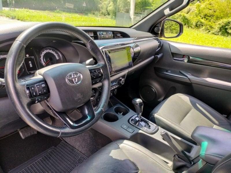 Toyota Hilux 2.4 D-4D A/T 4WD 4 porte Double Cab Executive+ con Hard Deck!!